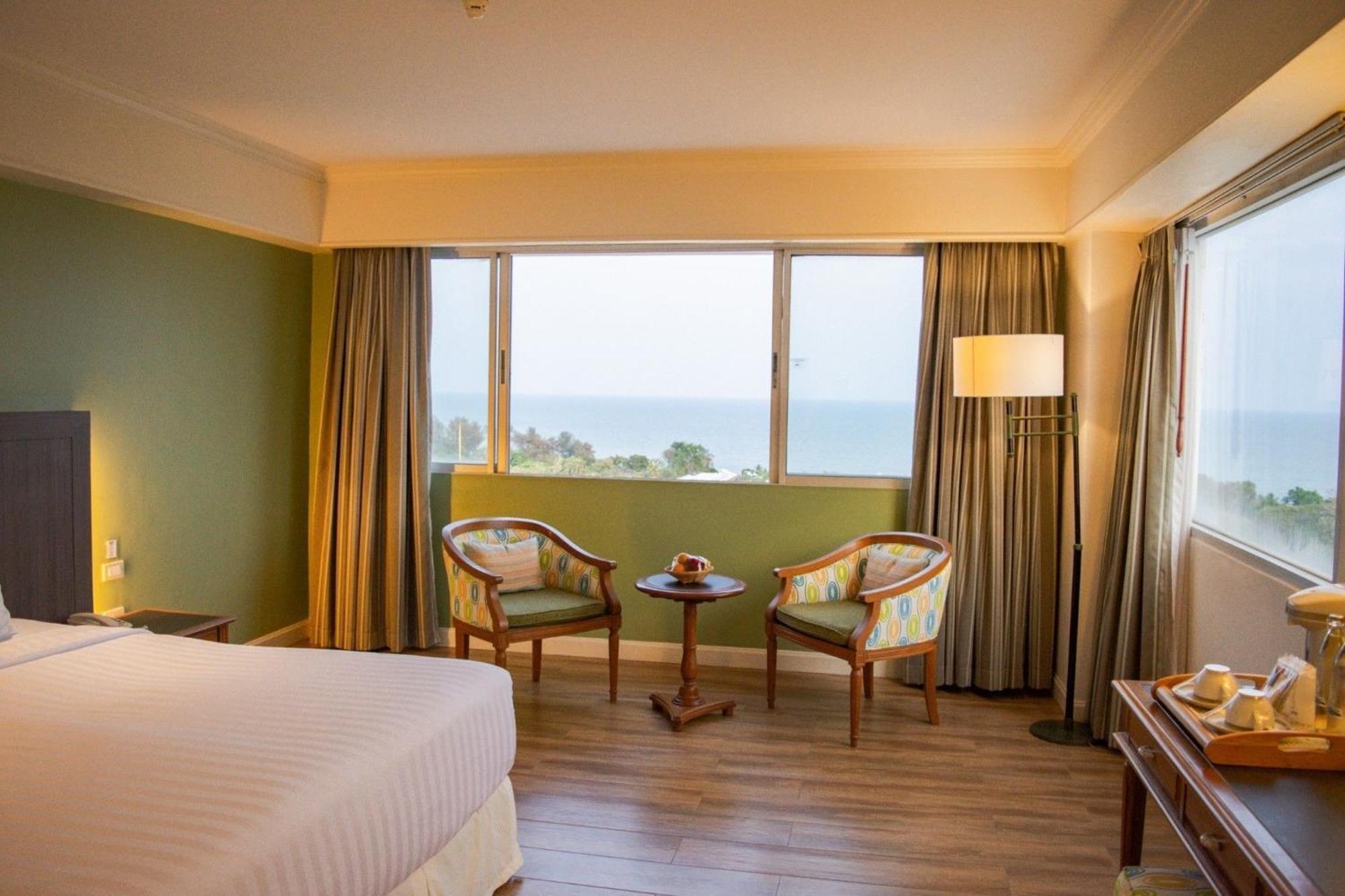 Hua Hin Grand Hotel And Plaza - Sha Extra Plus Exteriör bild
